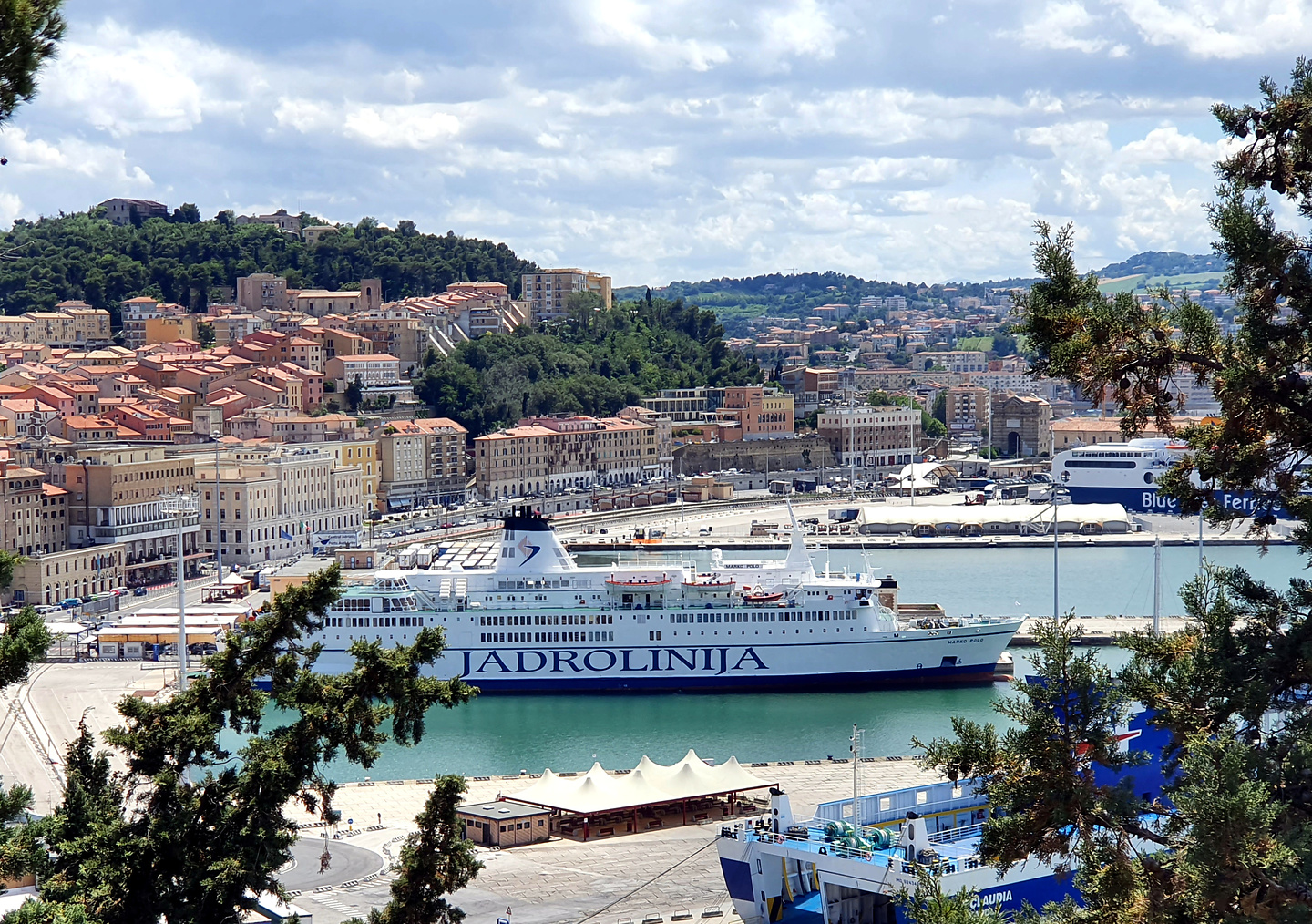 ancona-town6.jpg