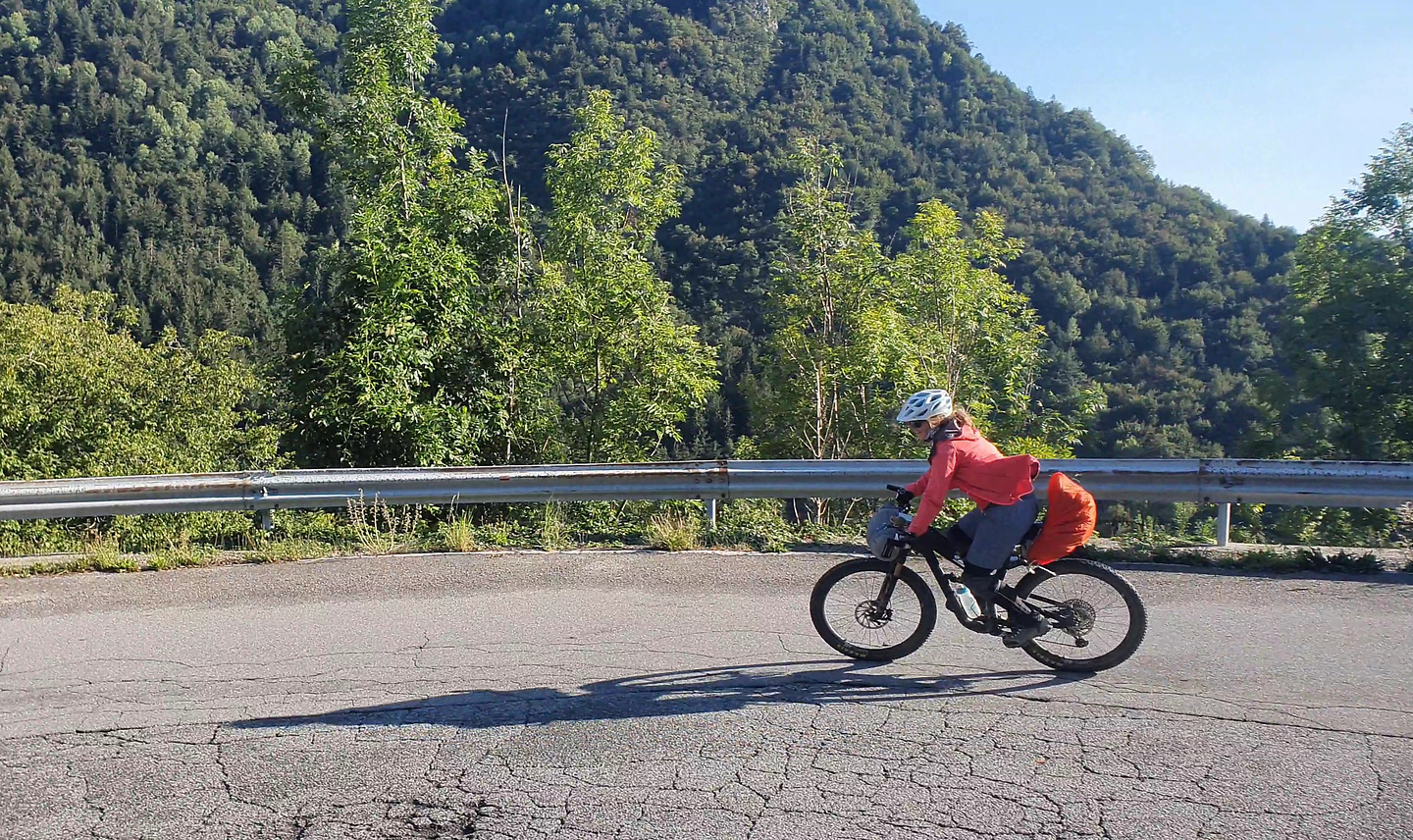 ardesio-road1.jpg