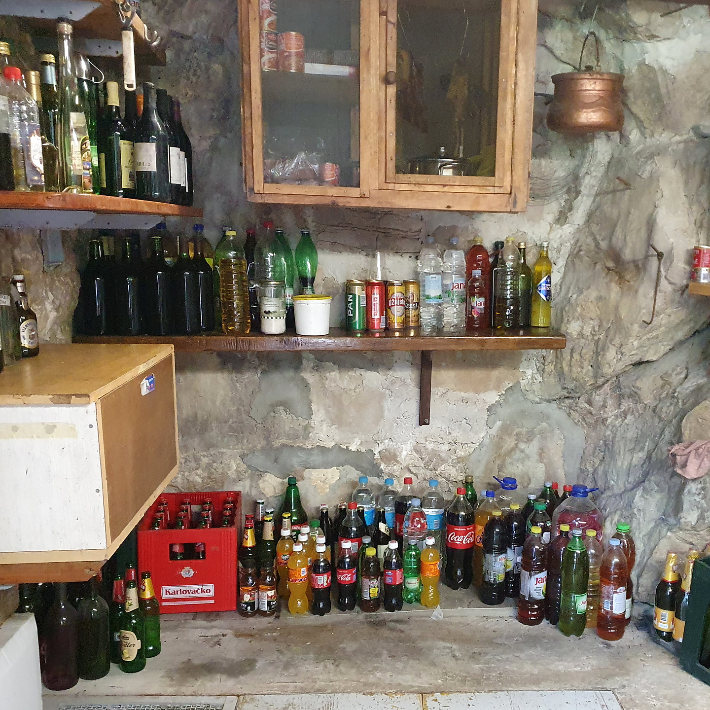 biokovo-drinks1.jpg