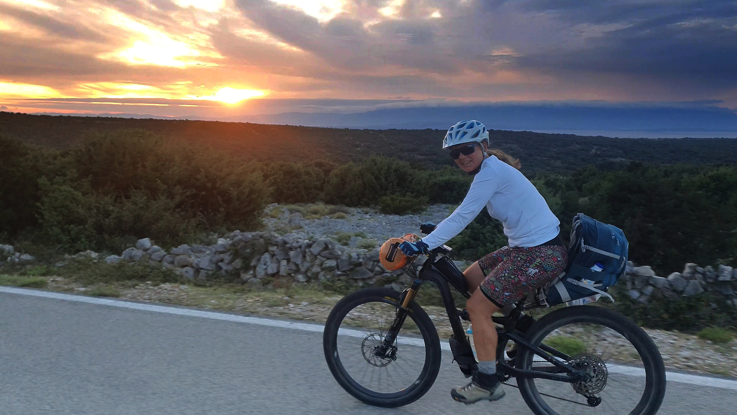 cres-road1.jpg