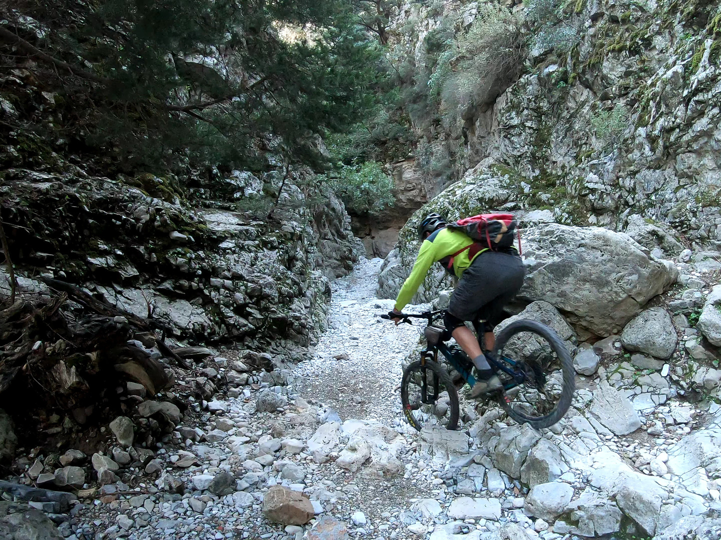 imbros-trail2.jpg