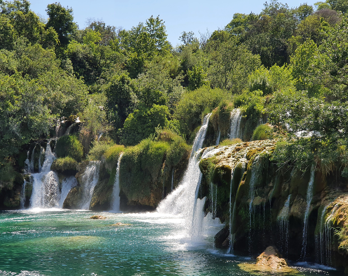 krka-waterfall7.jpg