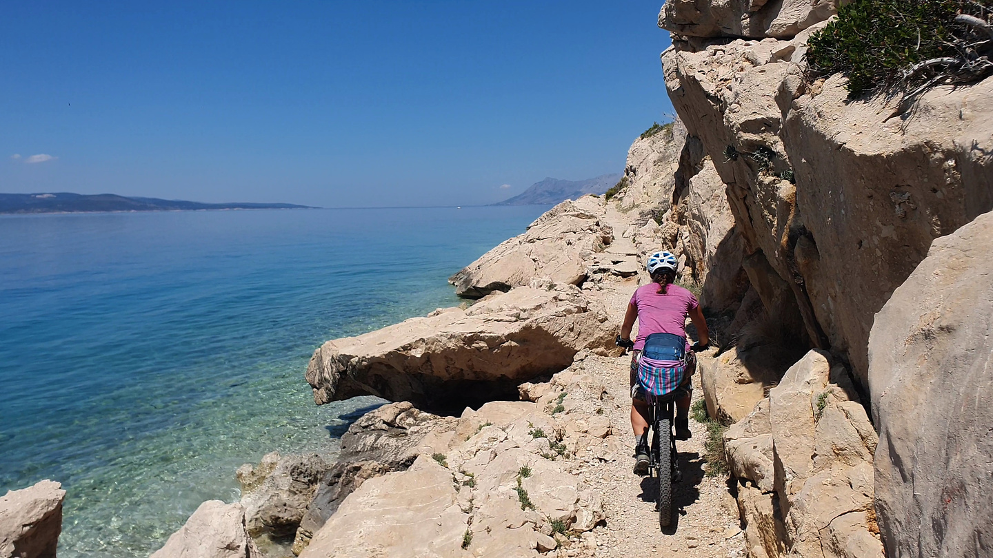 makarska-beach4.jpg