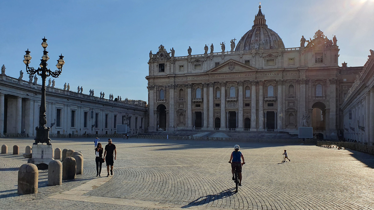 rome-petersplatz1.jpg