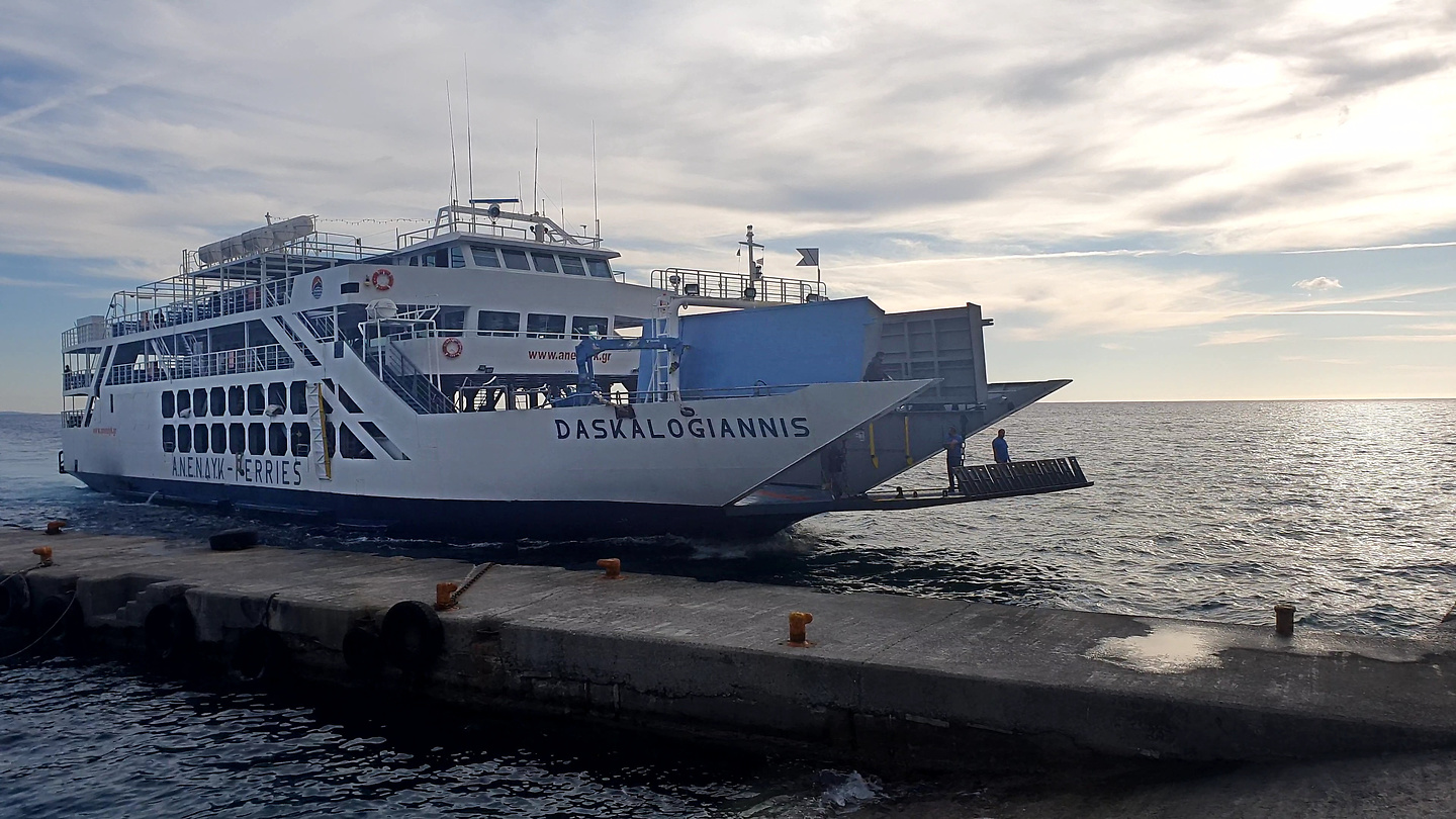roumeli-ferry.jpg