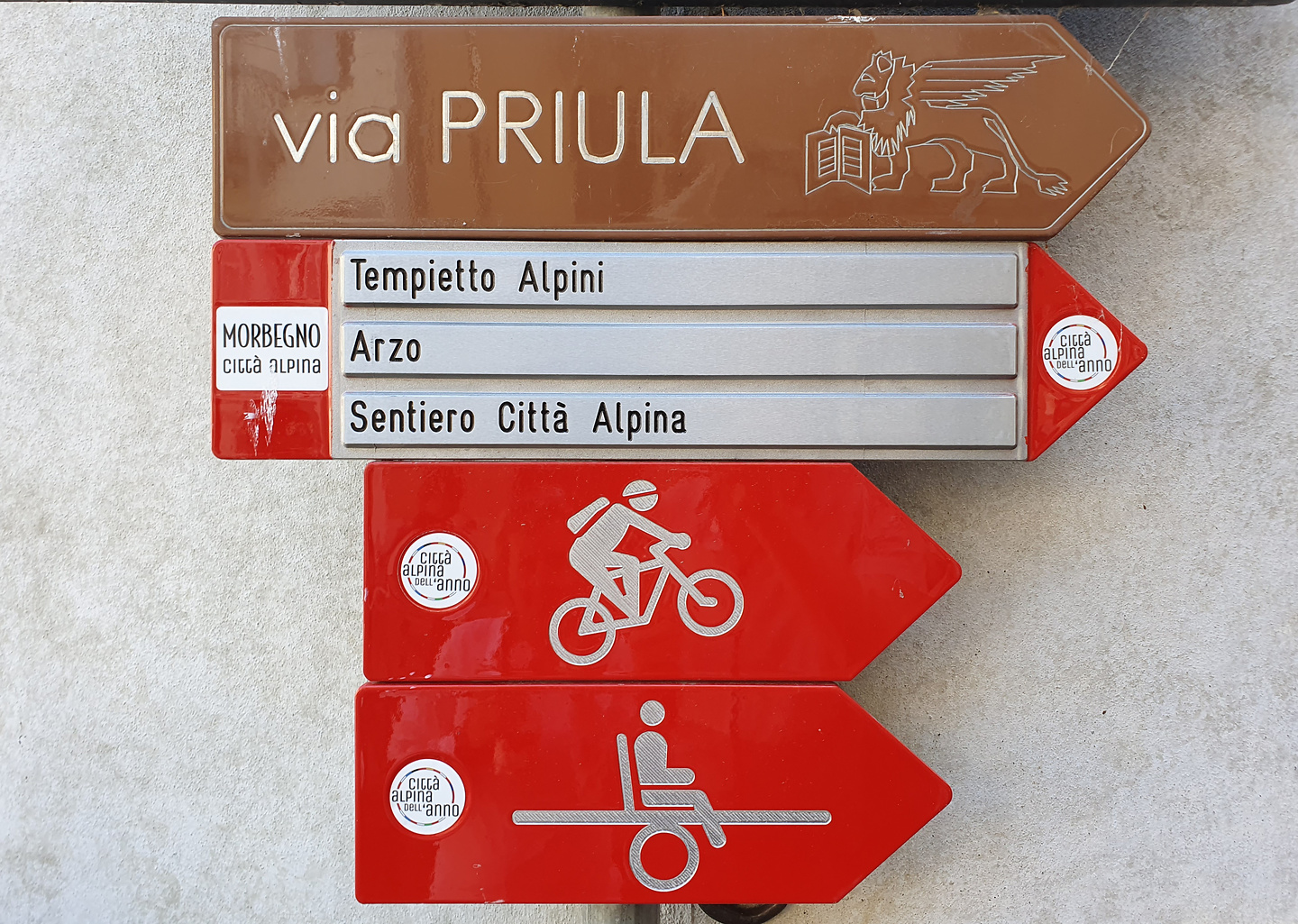 sanmarco-weirdsign.jpg