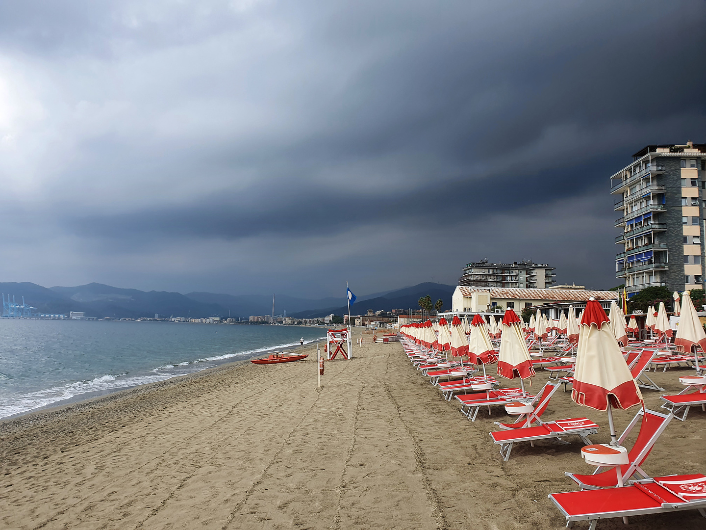 savona-beach1.jpg