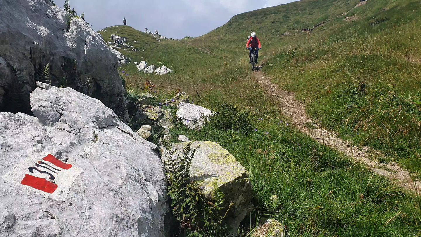 scagnello-trail2.jpg
