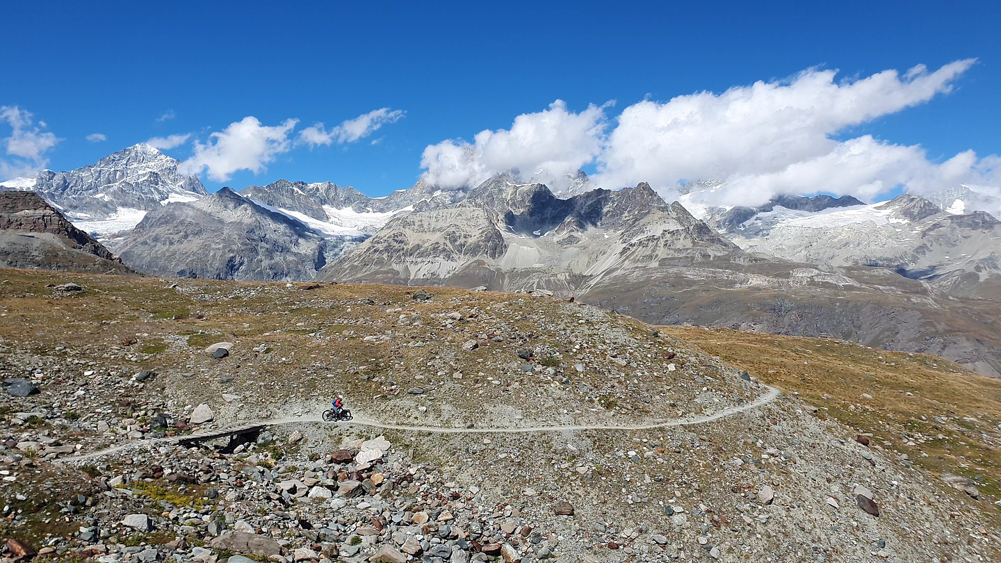 zermatt-glaciertrail15.jpg