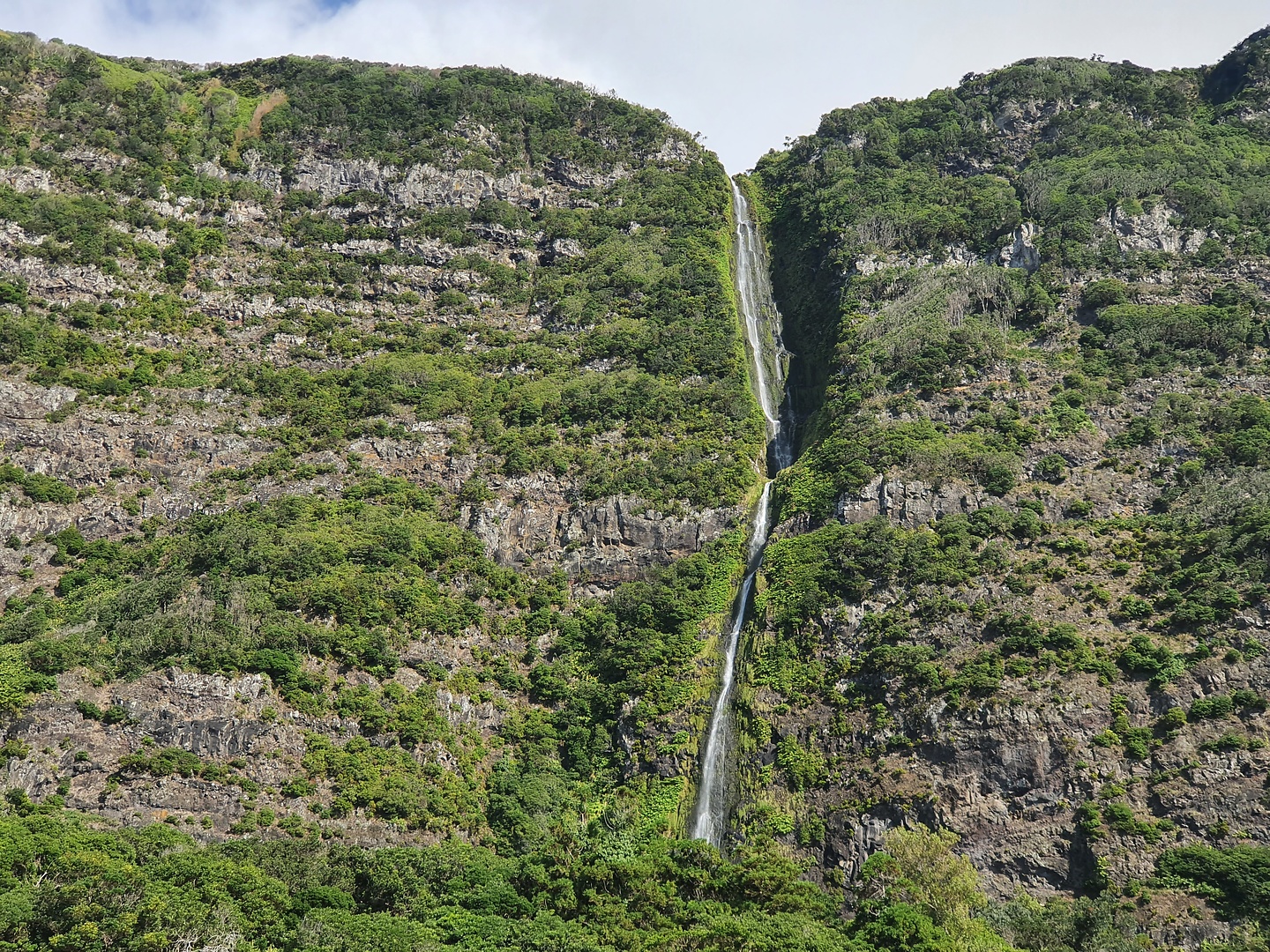 fajagrande-waterfall3.jpg