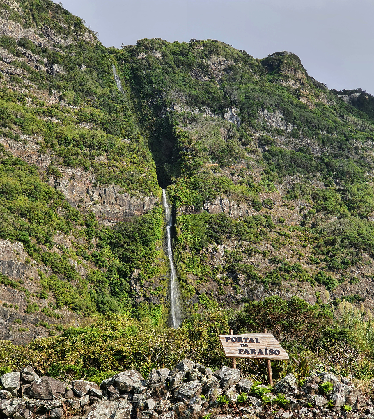 fajagrande-waterfall4.jpg
