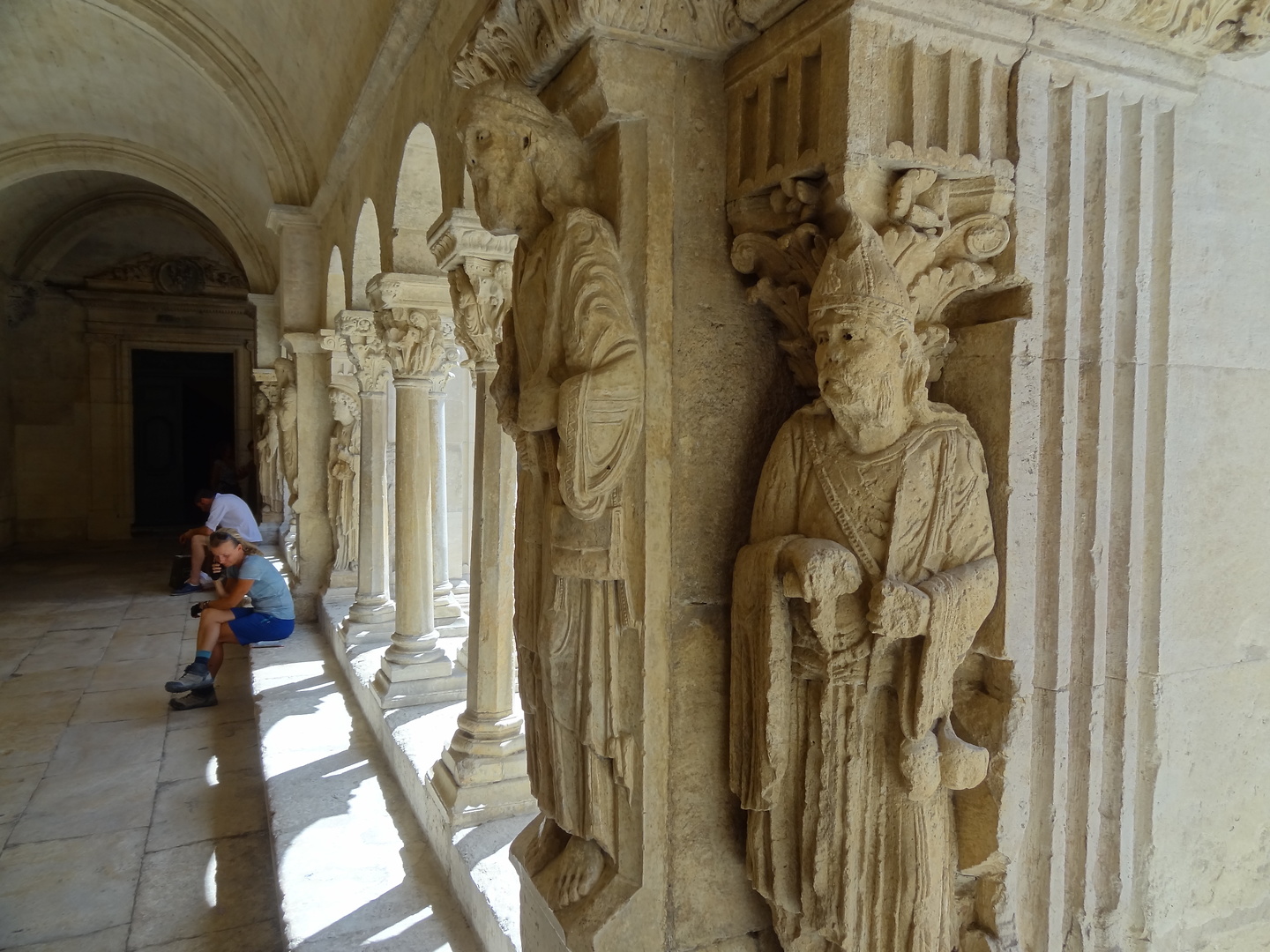 arles-trophime3.jpg