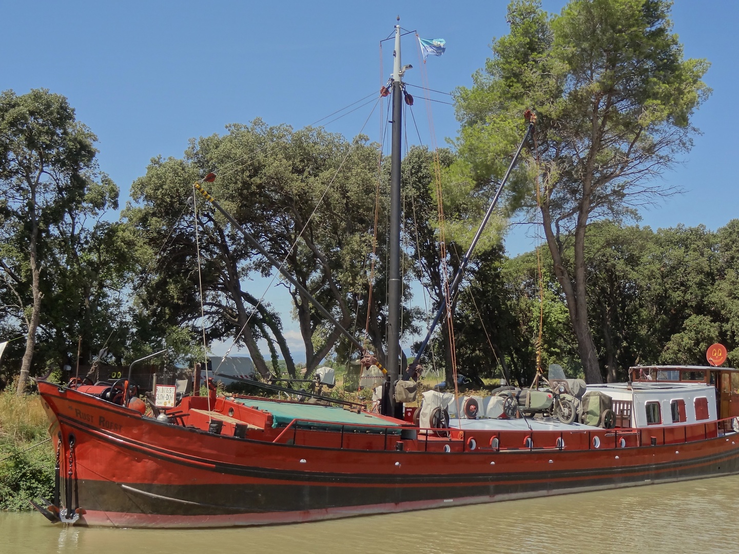 capestane-boat.jpg