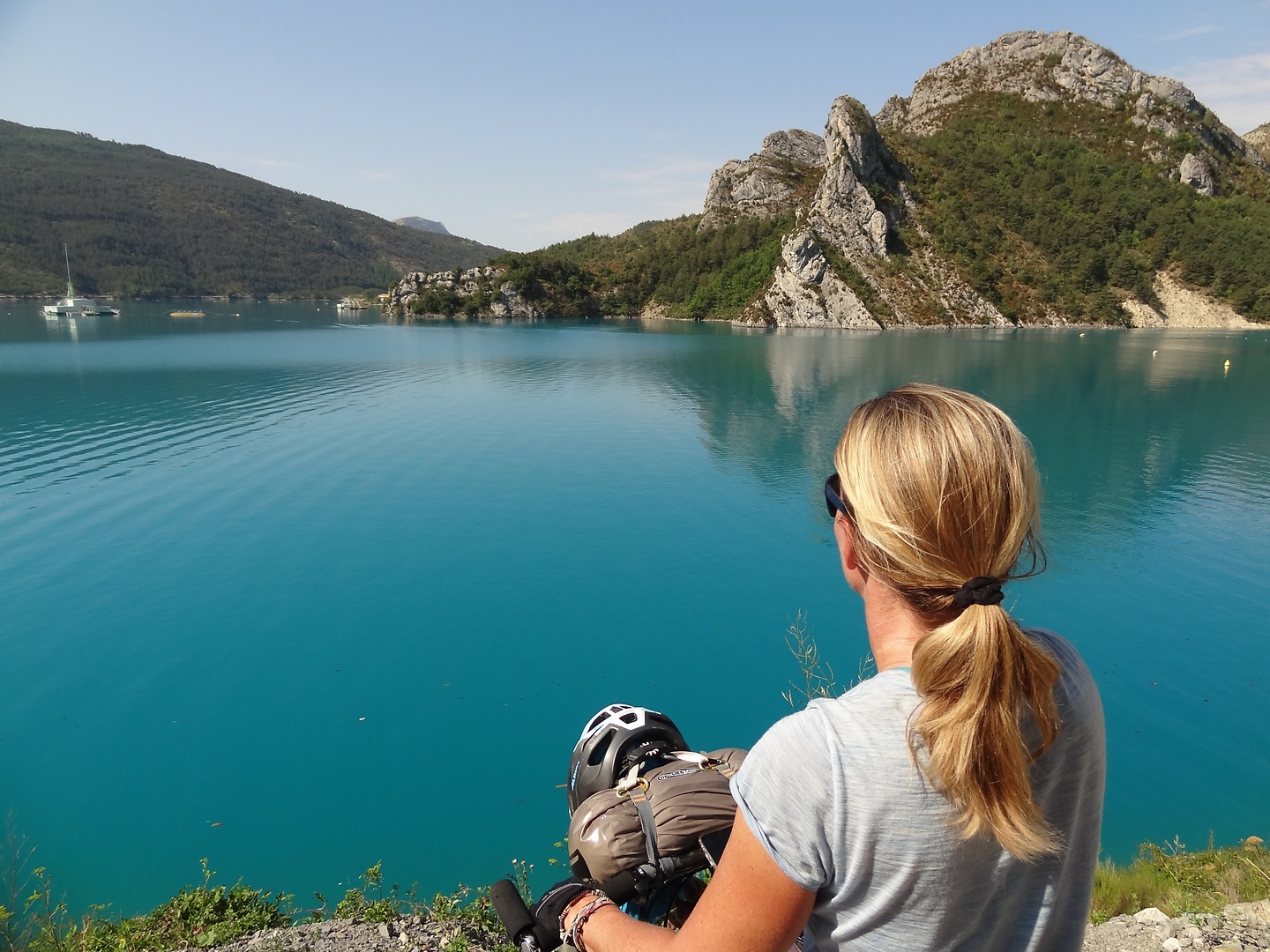 castellane-lake1.jpg