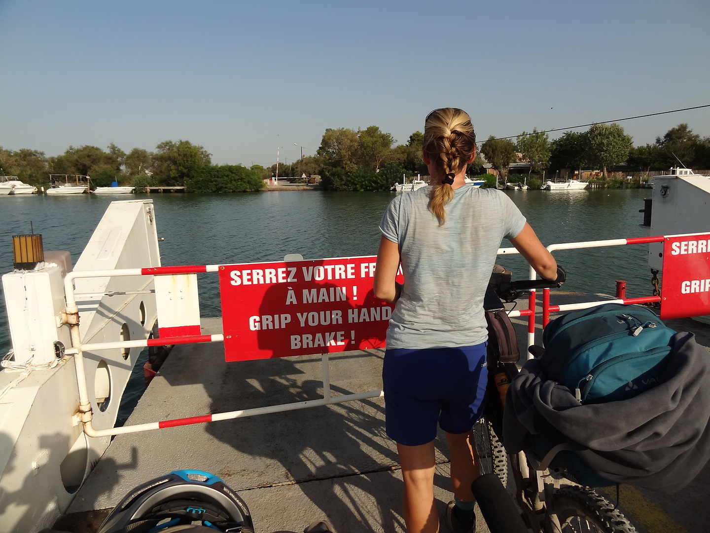 grandemotte-boat.jpg