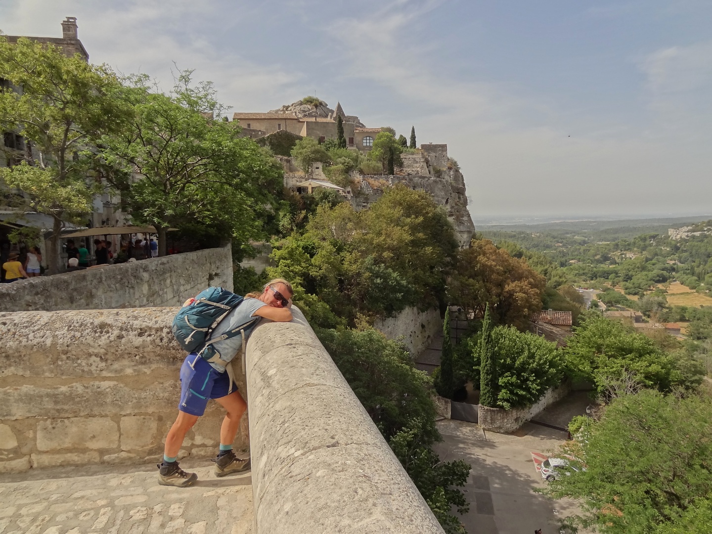 lesbaux-town4.jpg