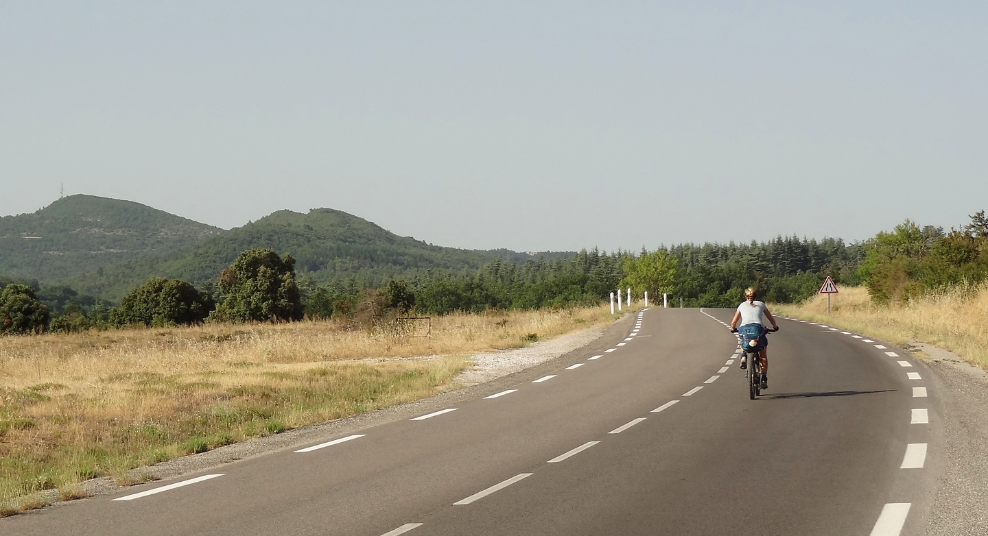 luberon-road3.jpg