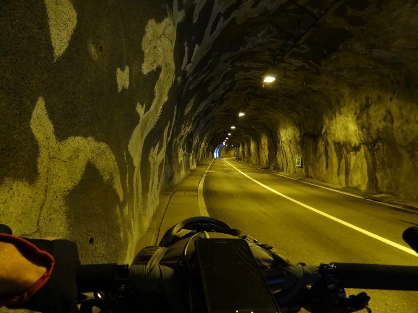 lukmanier-tunnel.jpg