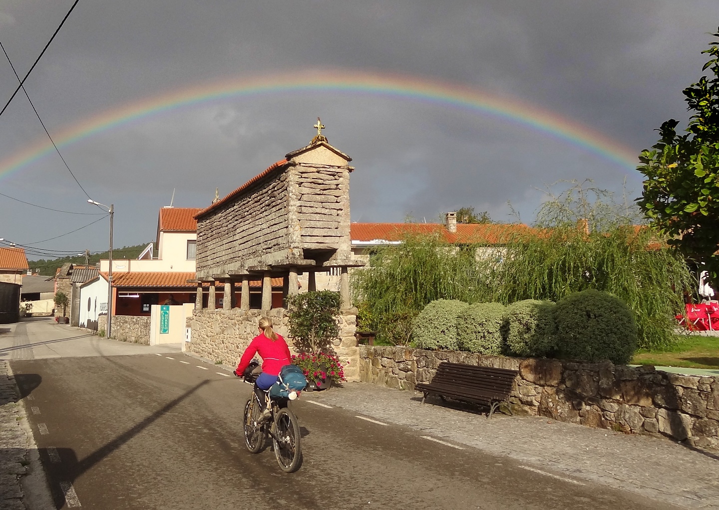 olveiroa-rainbow1.jpg