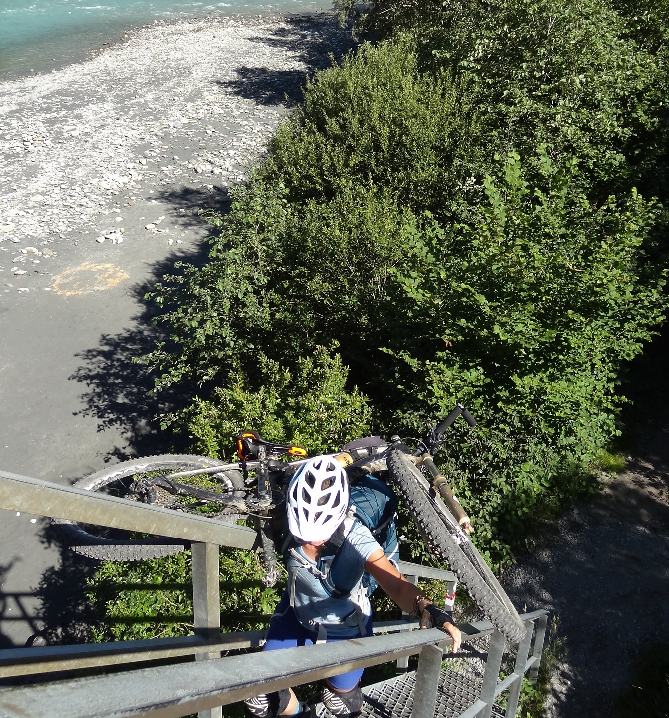 rhein-bridgeclimb1.jpg