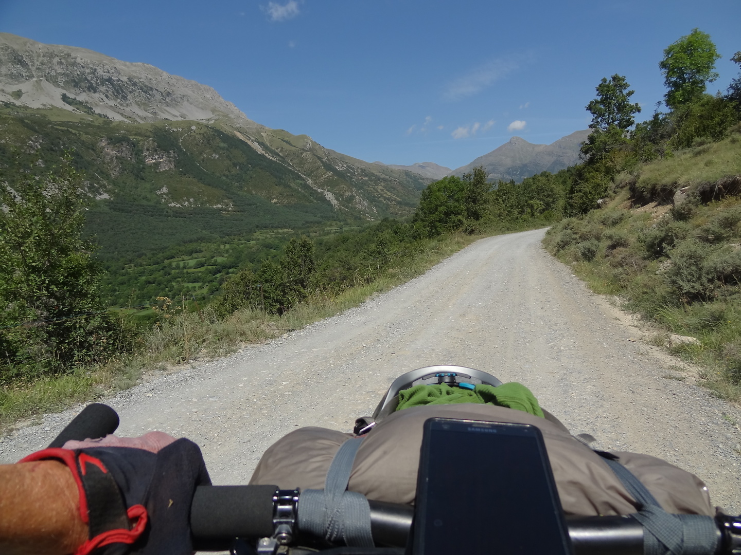 sahun-uphill0.jpg