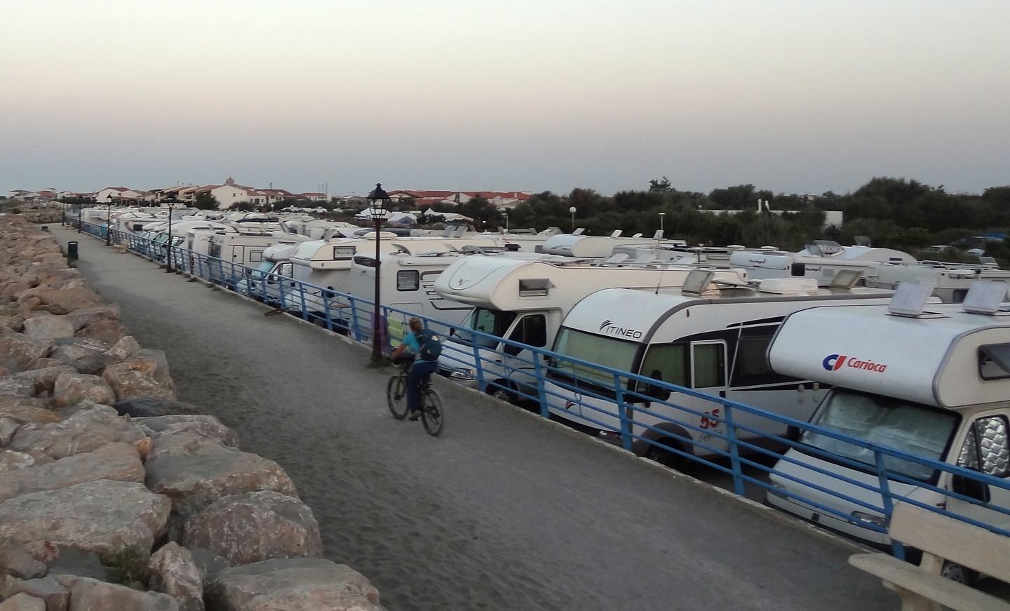 saintesmaries-mobilehome.jpg