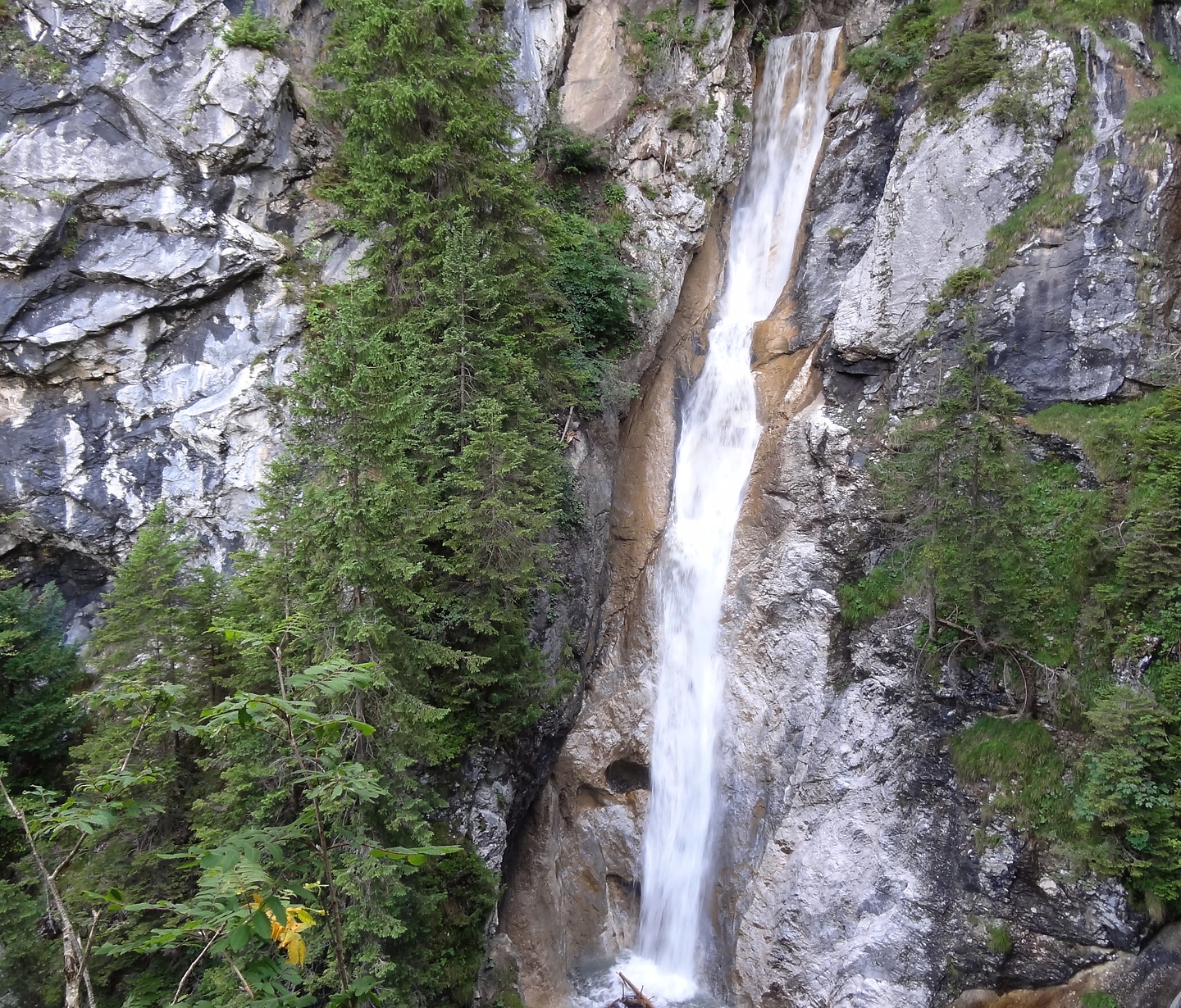 spuller-waterfall.jpg