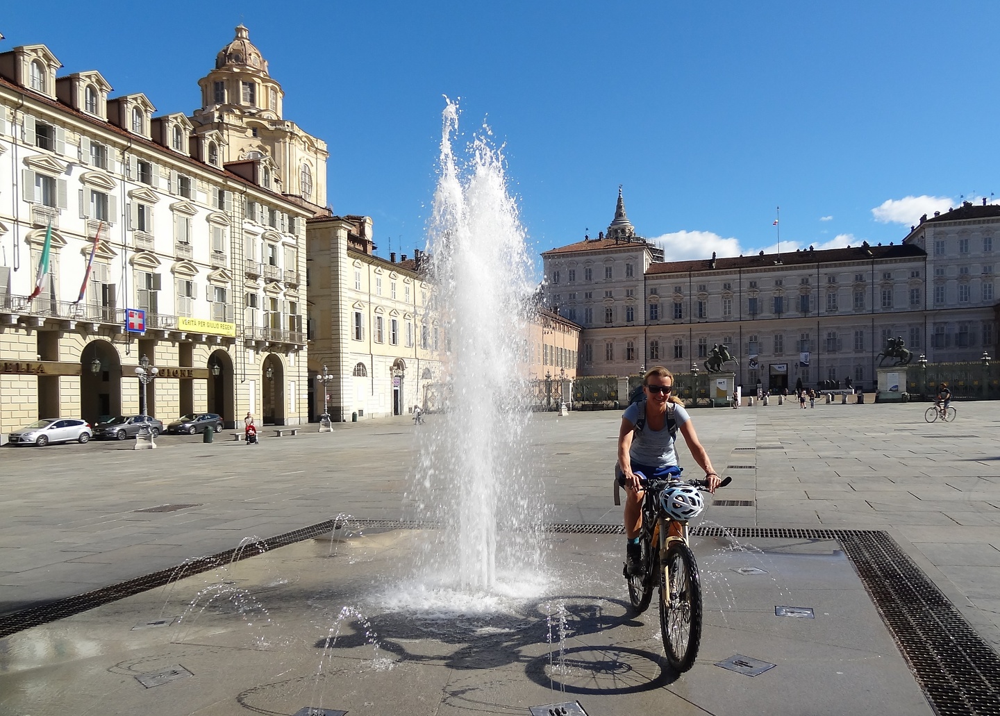 turin-fountain.jpg