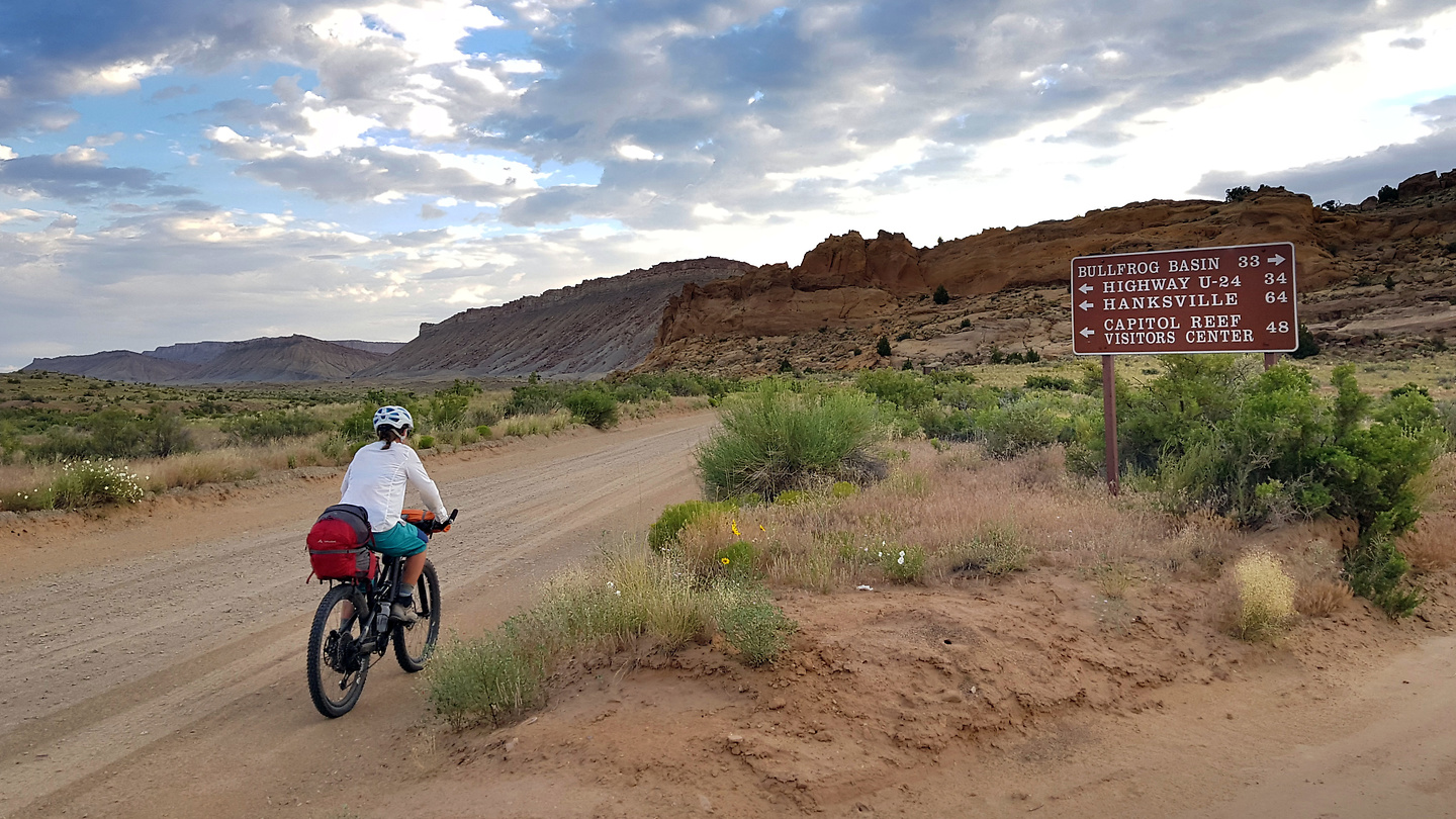 capitolreef-notomroad1.jpg