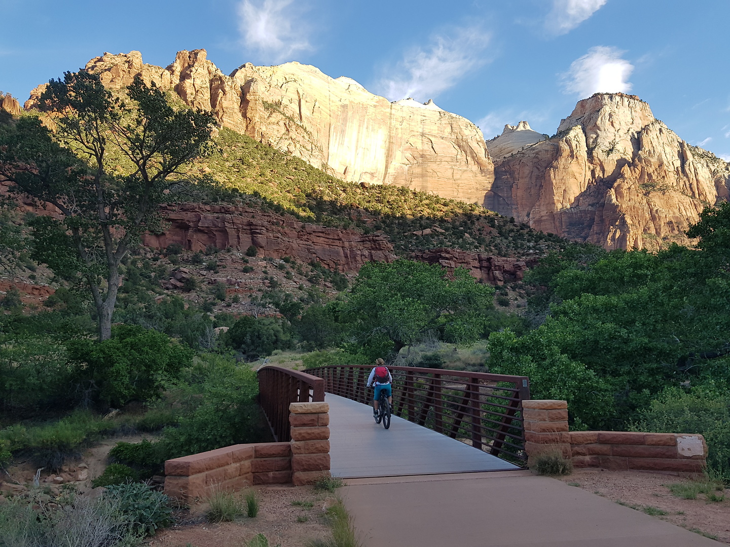 zion-bikepath2.jpg