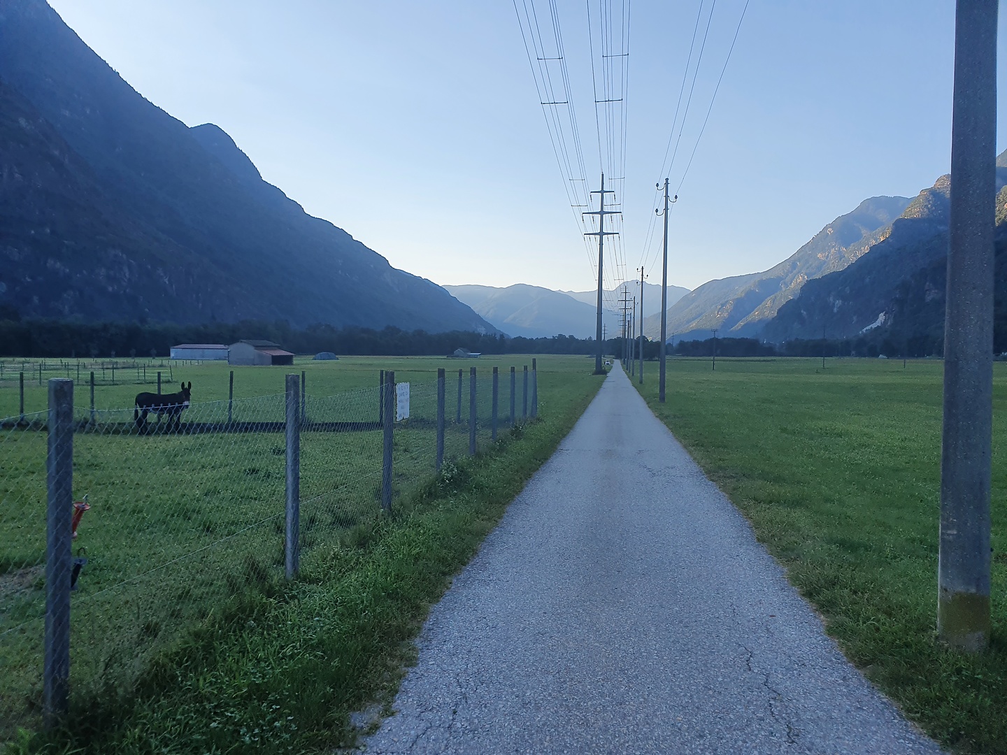 bellinzona-cyclepath.jpg