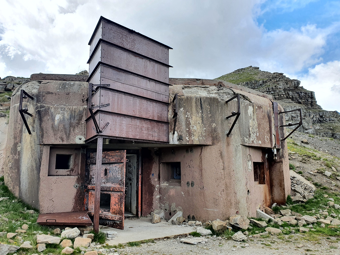 bonette-bunker.jpg