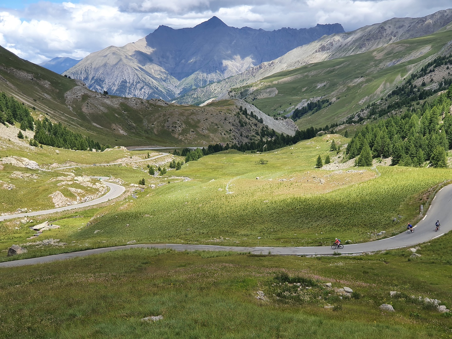 bonette-downhill4.jpg