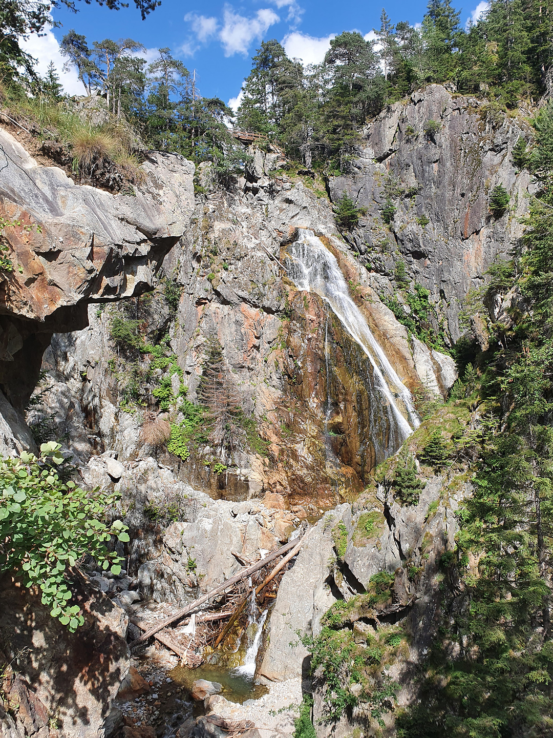 boreon-waterfall.jpg