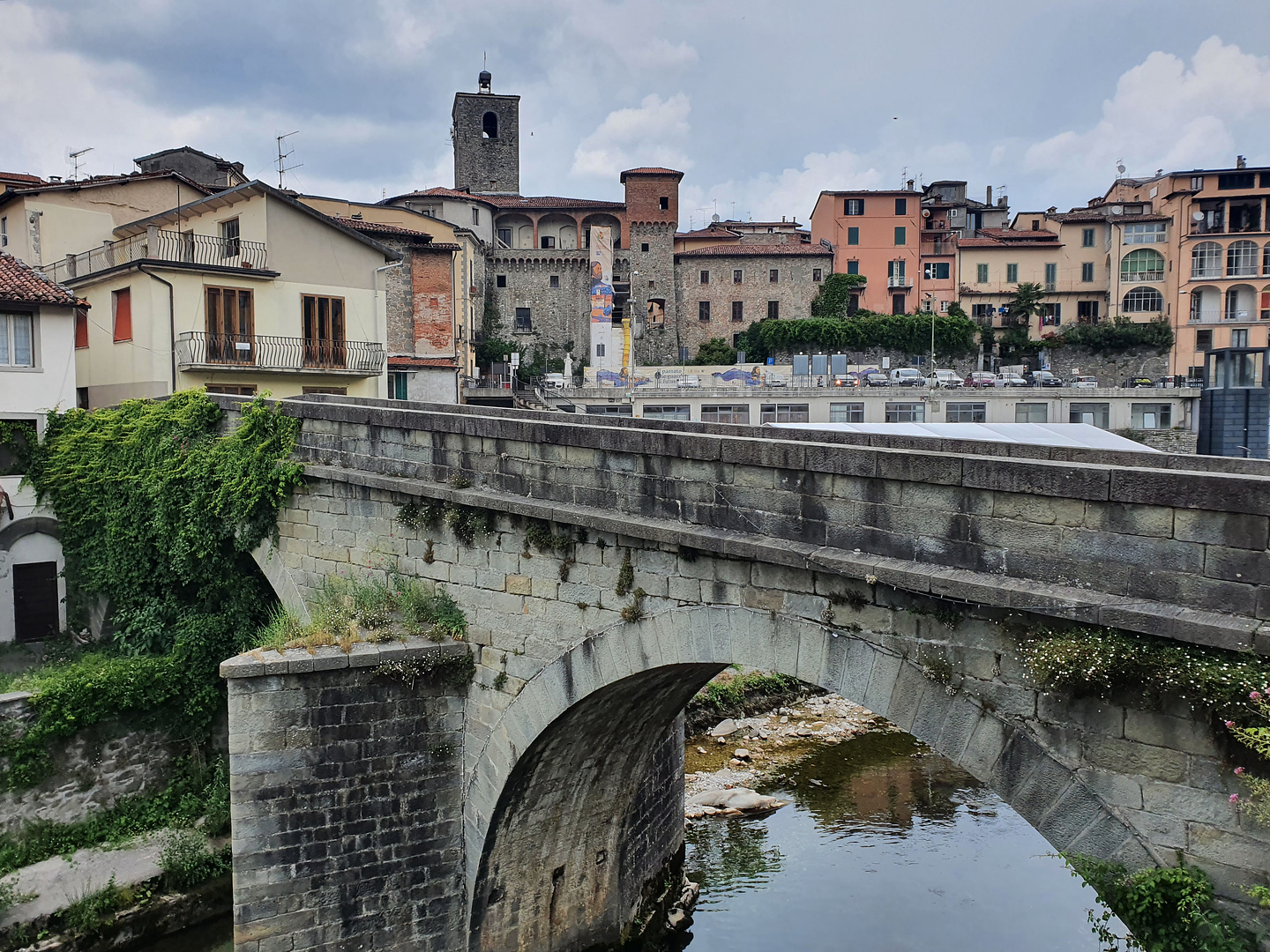 garfagnana-bridge.jpg