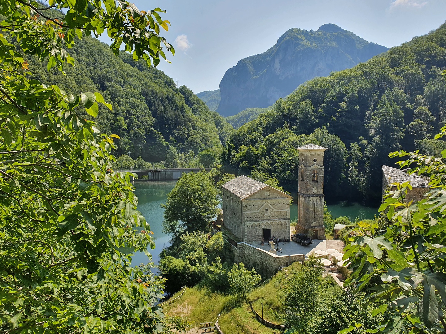 isola-church.jpg
