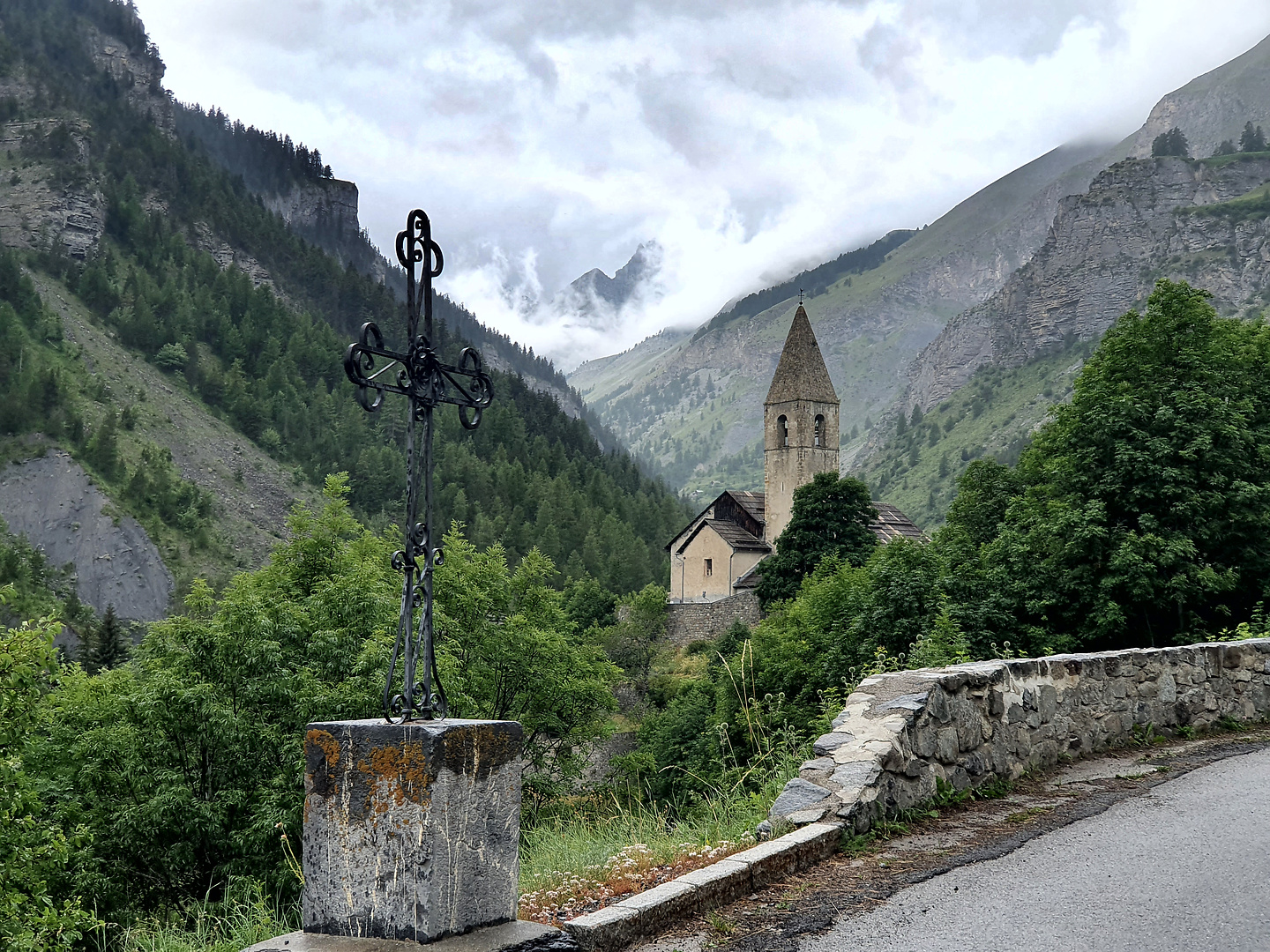 saintdalmas-church1.jpg