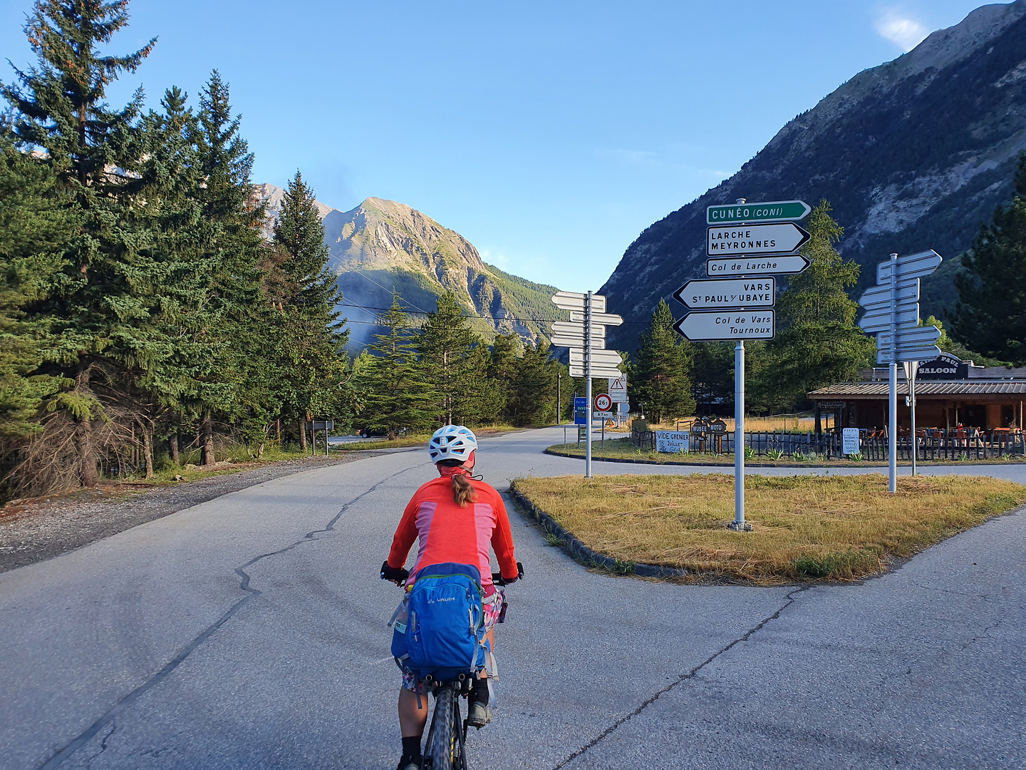 stpaul-uphill2.jpg