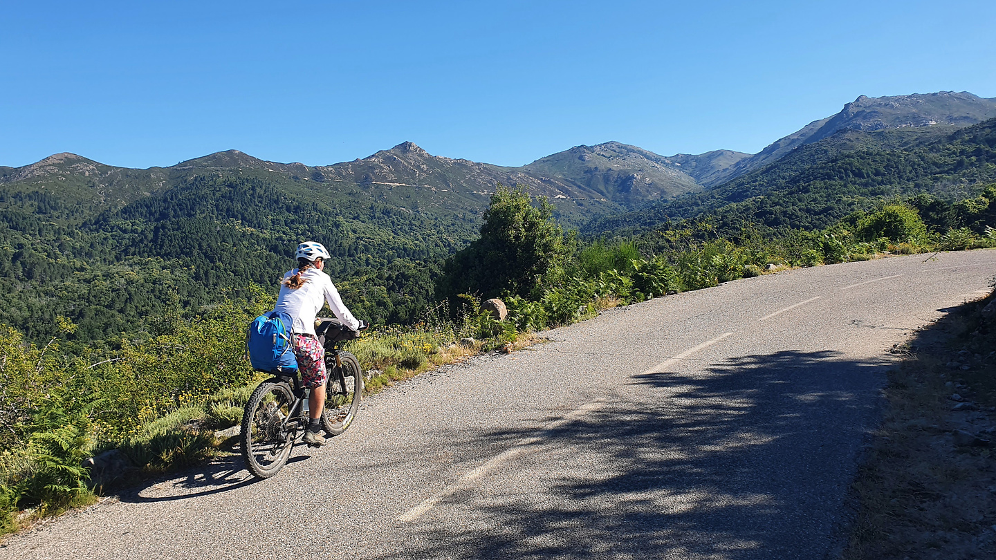 vaccia-uphill1.jpg