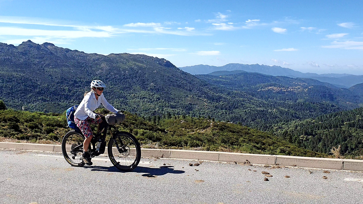 vaccia-uphill3.jpg
