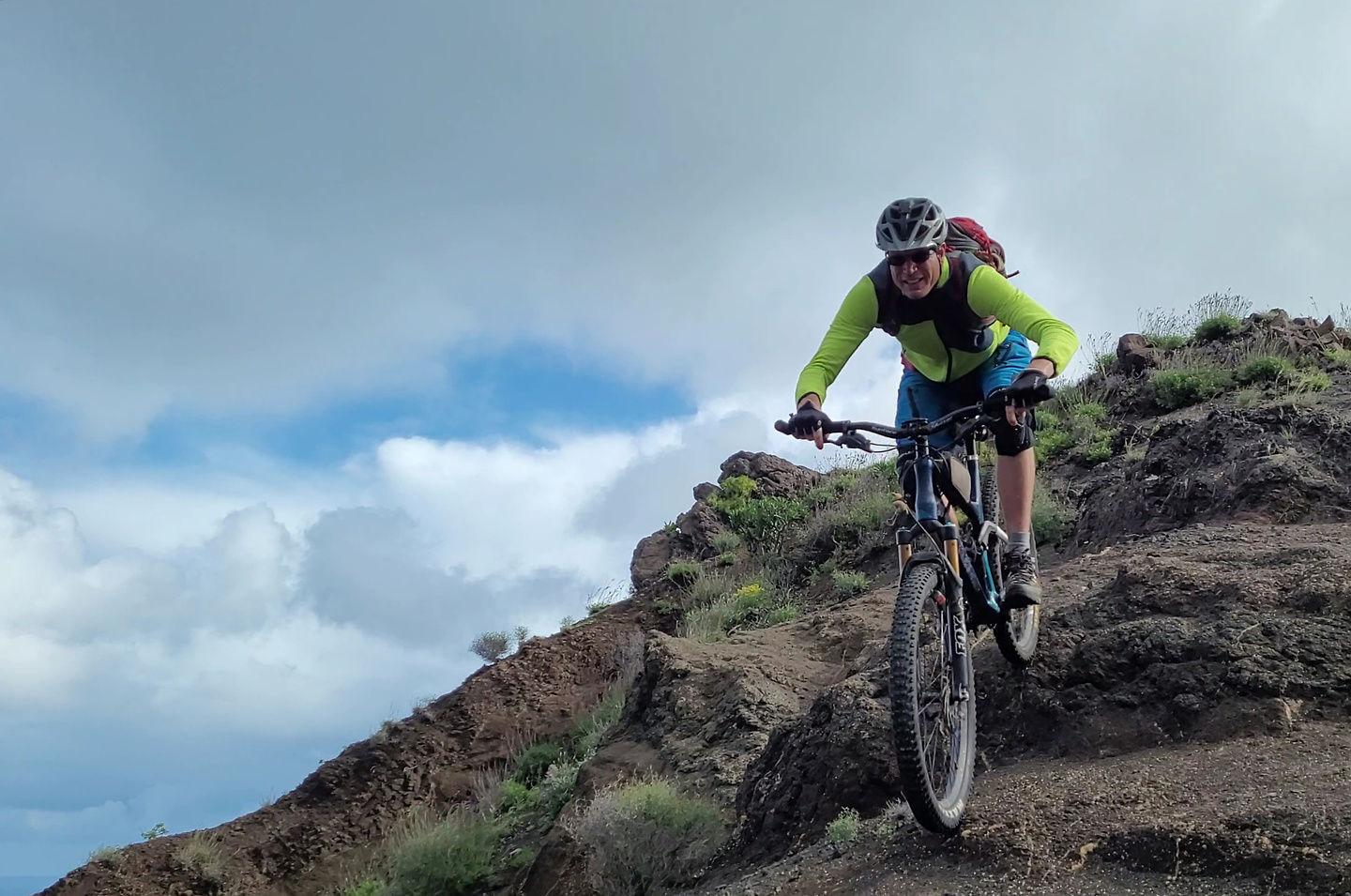 caleta-trail4.jpg