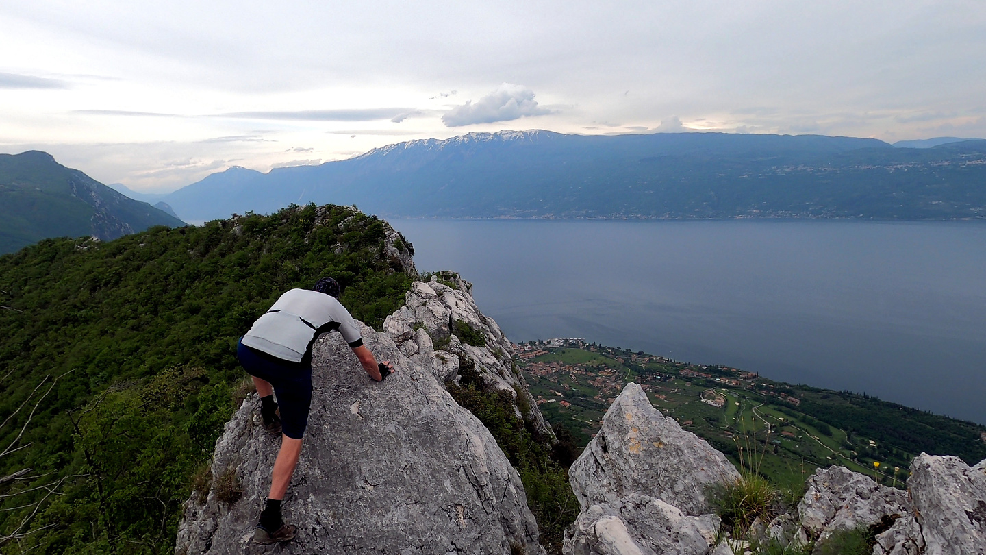 castellogaino-peak1.jpg