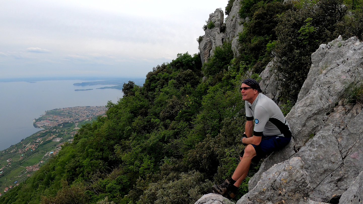 castellogaino-peak2.jpg