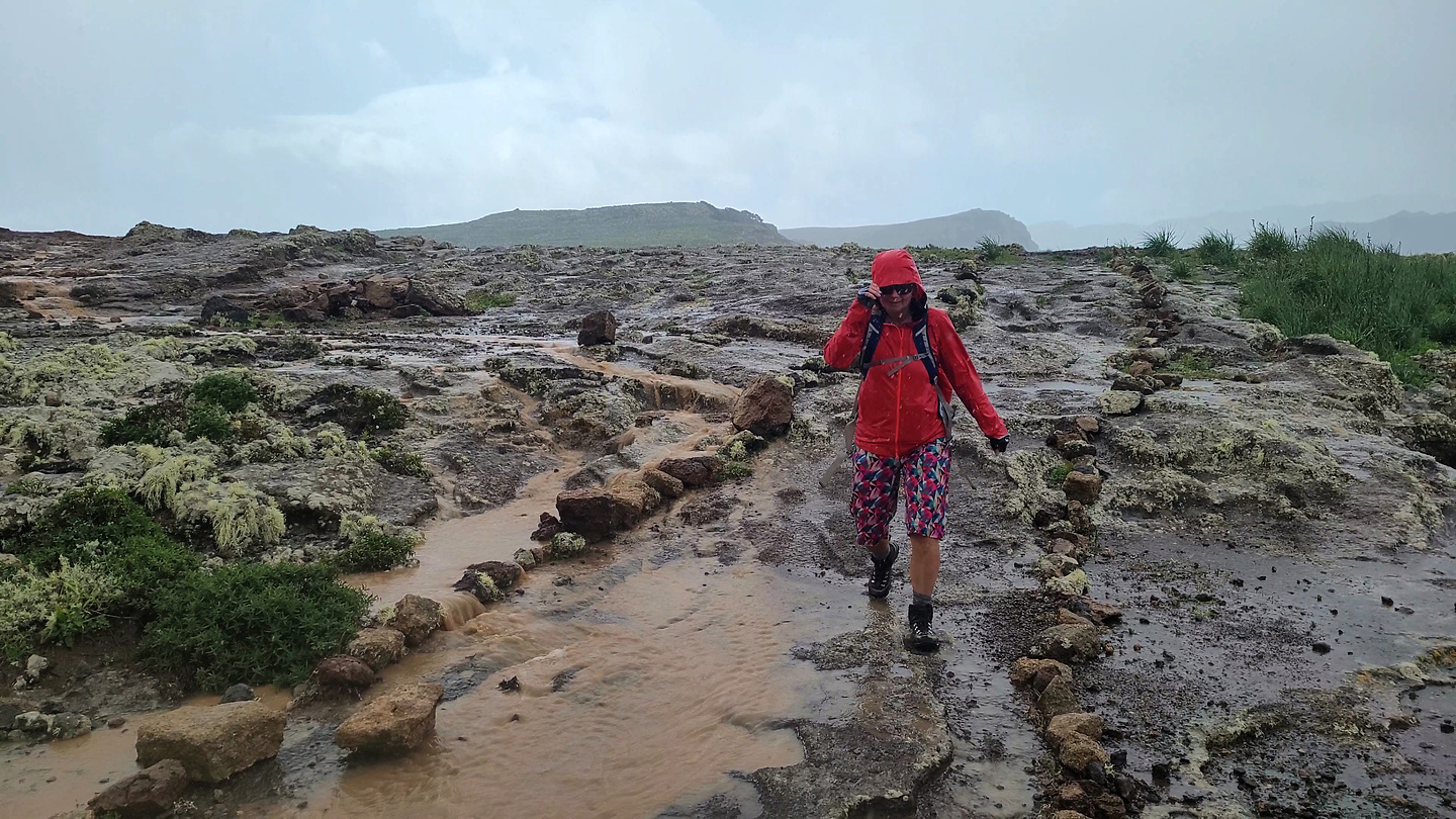 cuevasblancas-hike4.jpg