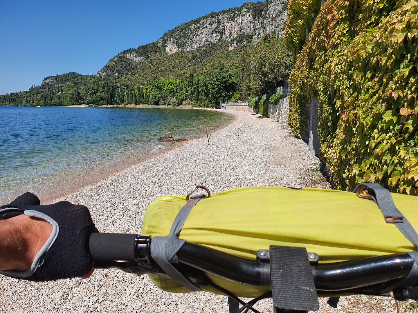garda-beach2.jpg