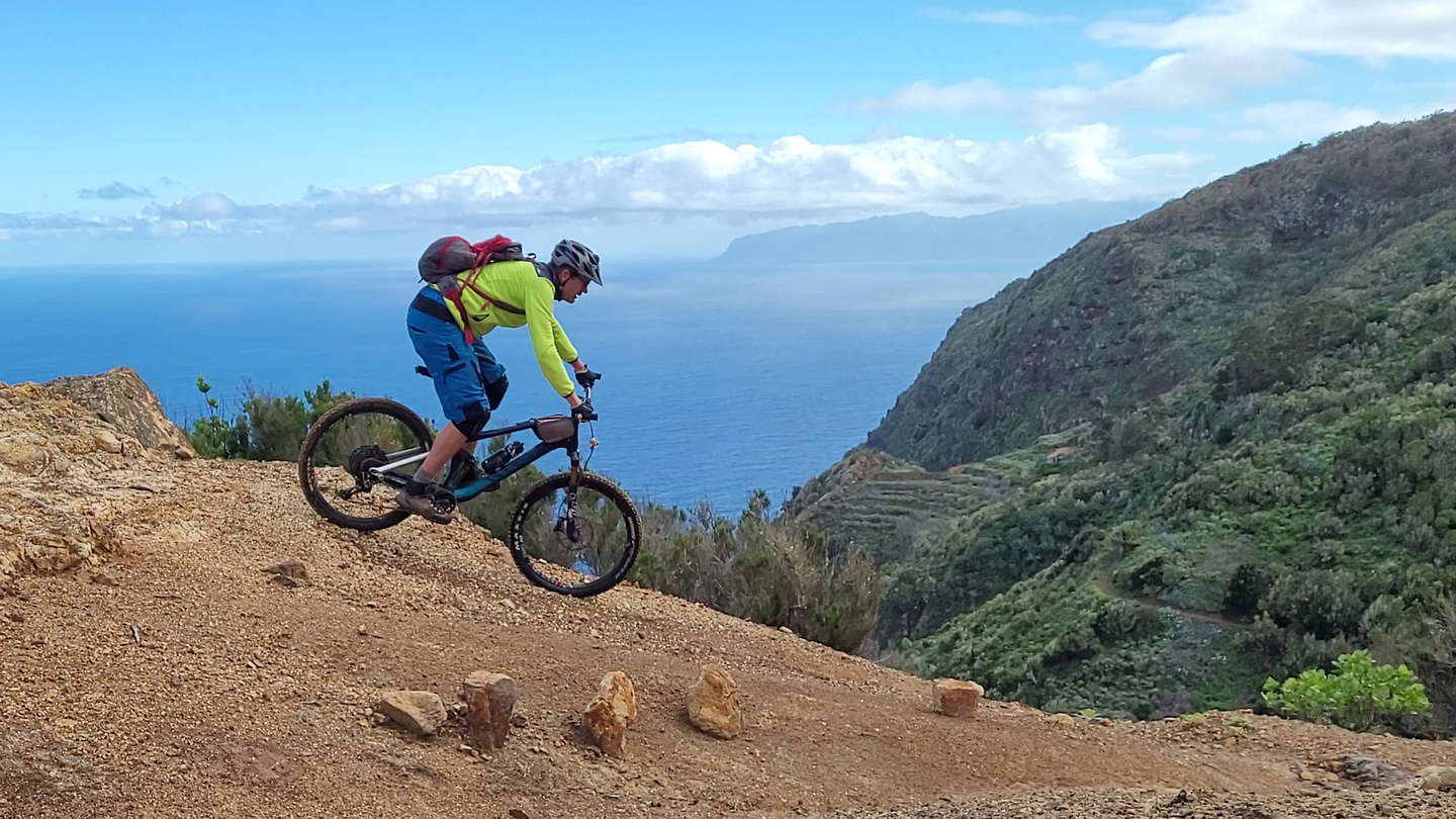 lasrosas-trail2.jpg