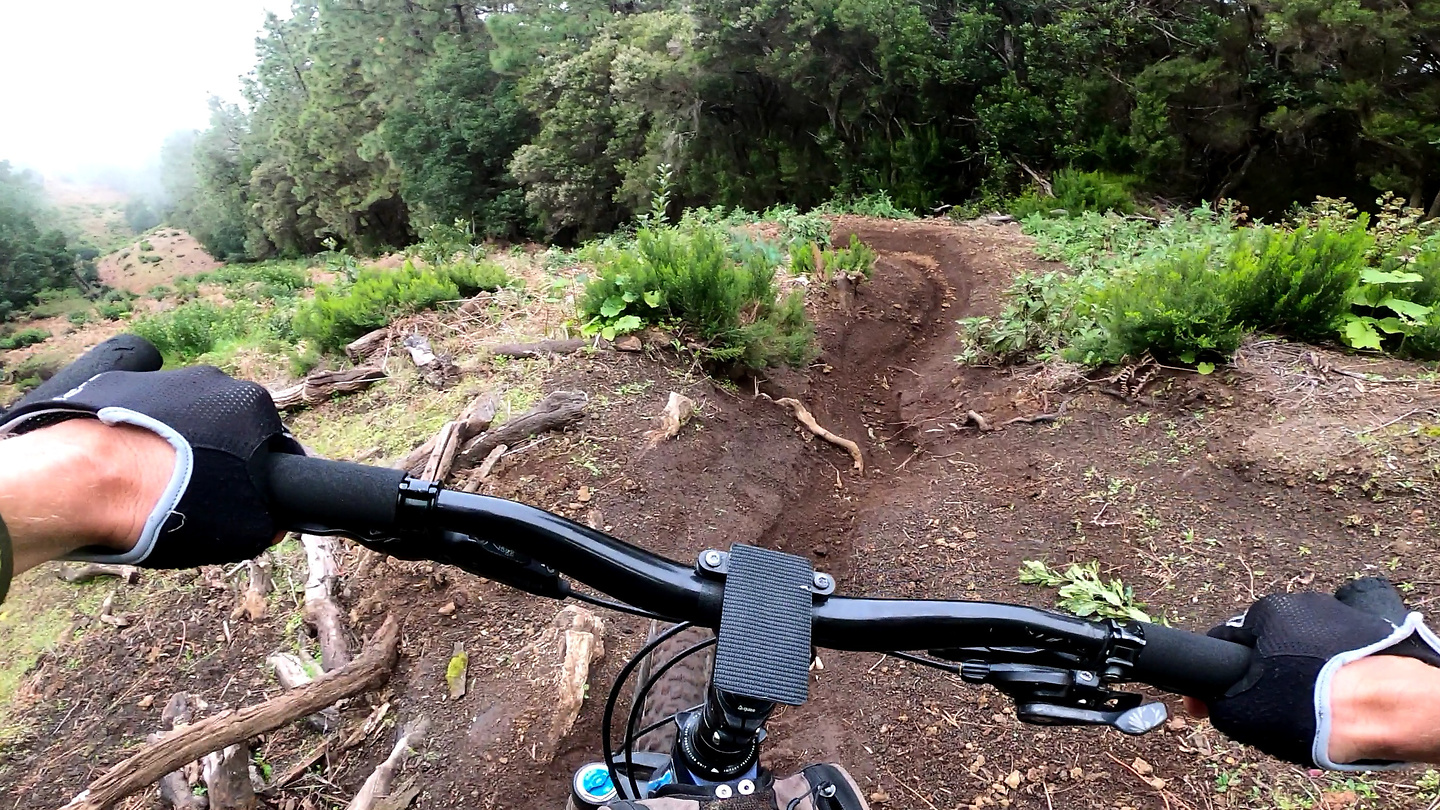 powerline-trail3.jpg