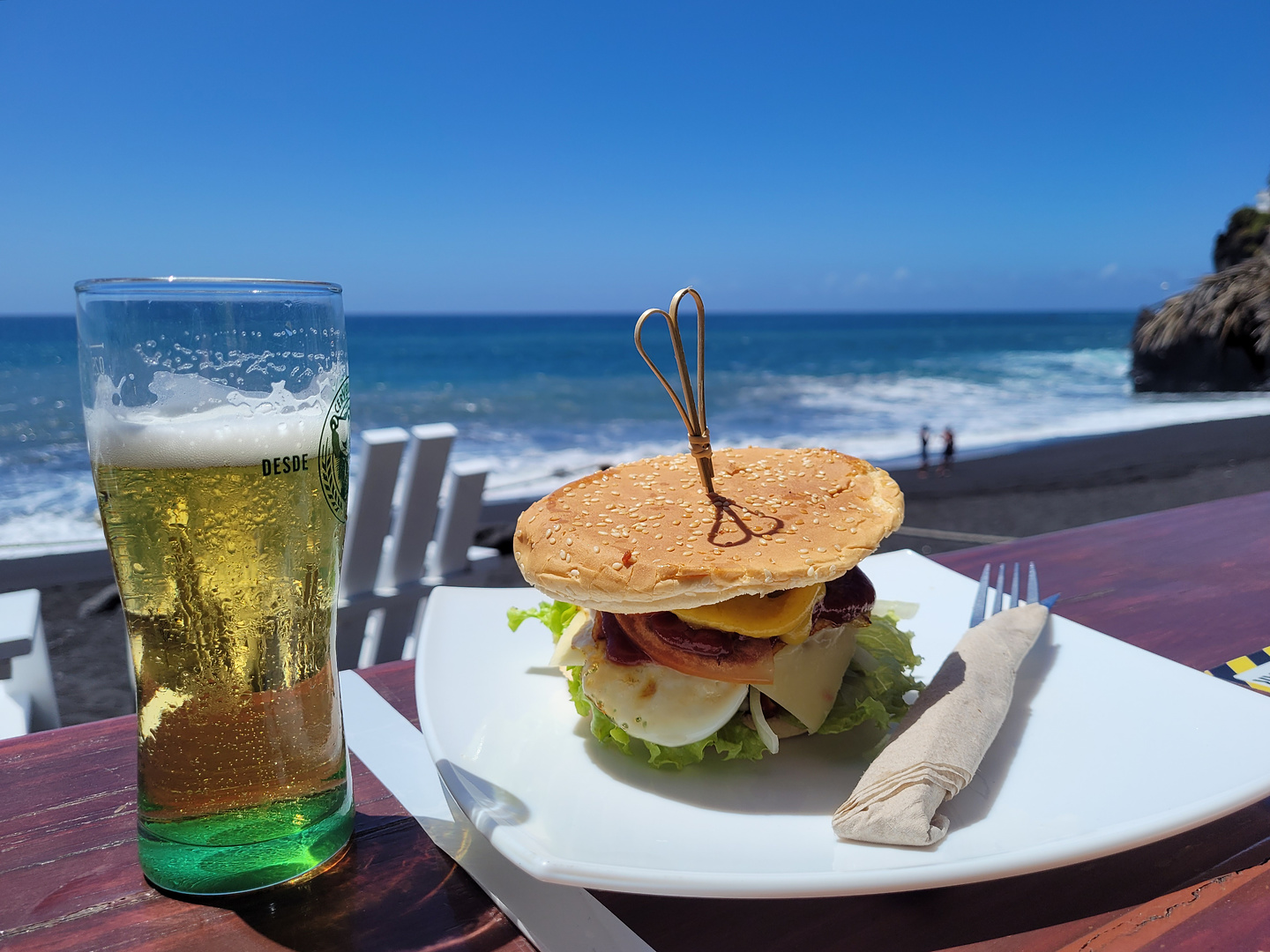 puertonaos-beachburger.jpg
