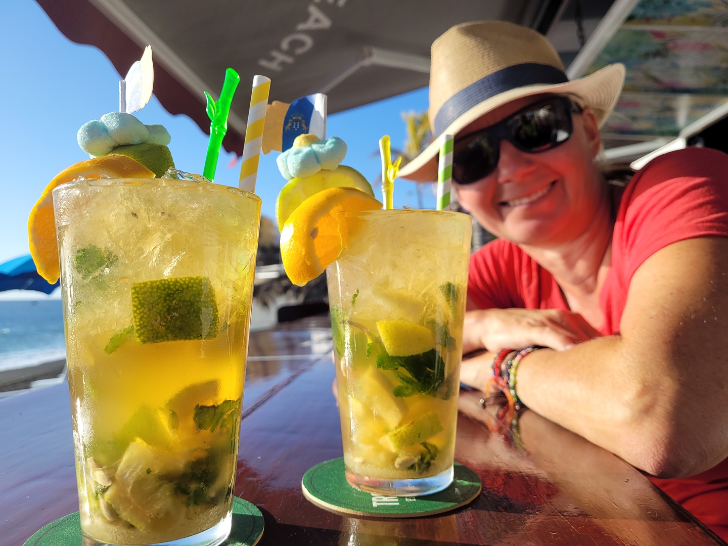 puertonaos-cocktailhat.jpg