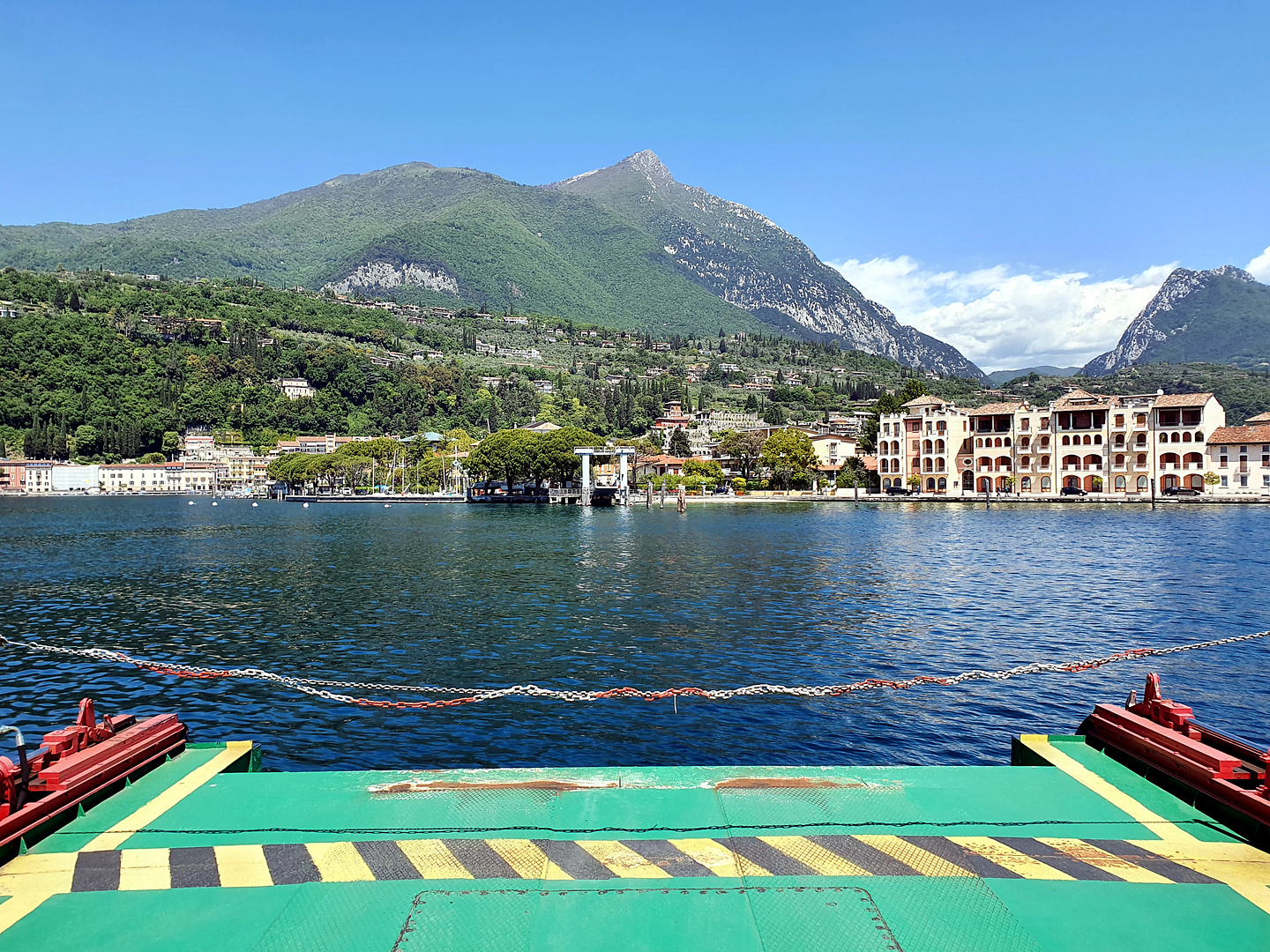 torri-ferry2.jpg